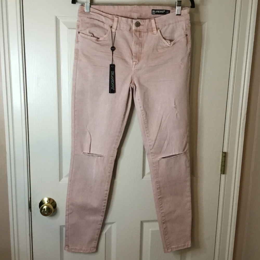 BlankNYC Intro Pink Distressed Ankle Jeans - Size 29